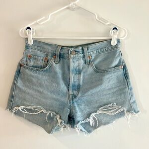 Levis 501 Cutoff Denim Shorts W27 Light Wash High Rise Raw Hem Frayed Distressed